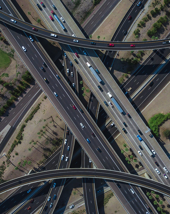 Échangeur routier vu du ciel